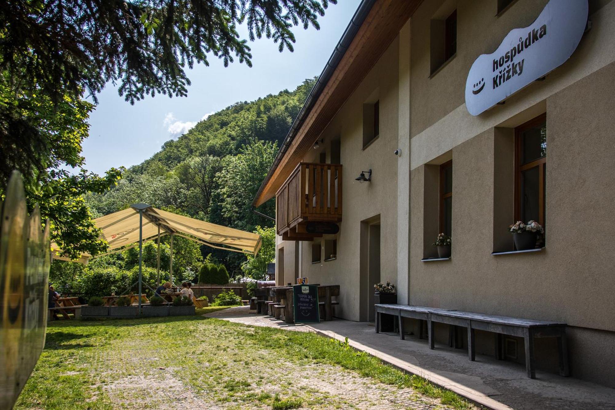 Penzion Krizky Malá Skála エクステリア 写真